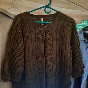 Beautiful Leo&Nicole Soft brown sweater beautiful